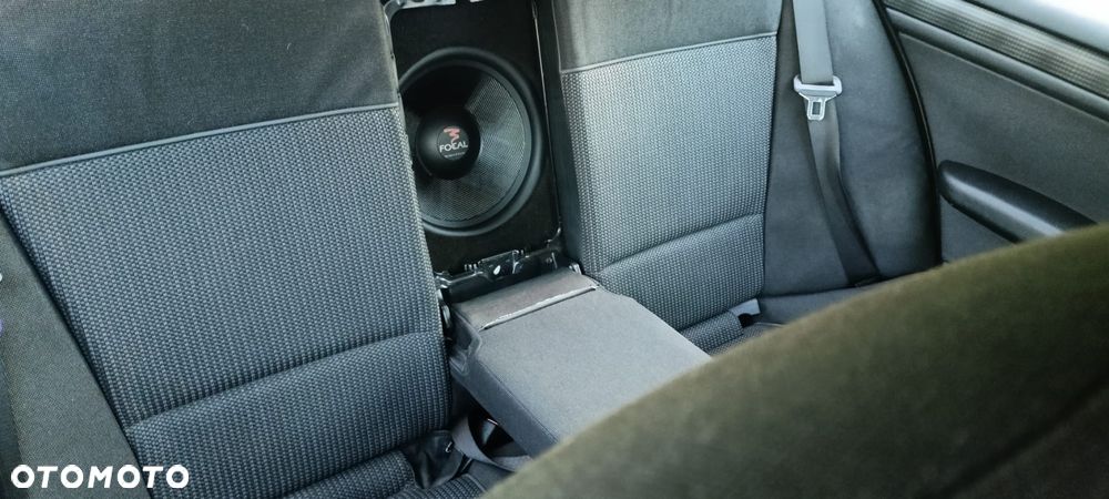 BMW Seria 3 - 26