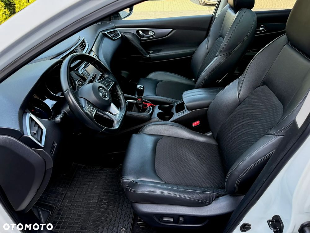 Nissan Qashqai 1.6 DIG-T Tekna - 19