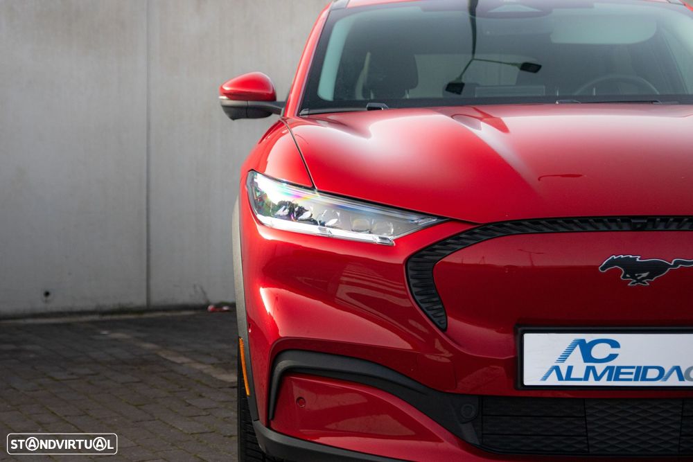 Ford Mustang Mach-E 75.7 kWh Premium AWD - 5