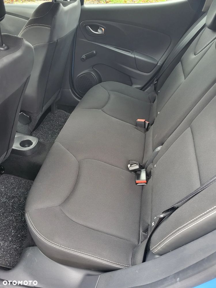 Renault Clio - 13