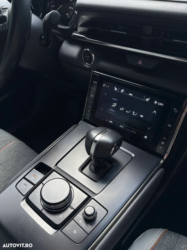 Mazda MX-30 e-SKYACTIV EXCLUSIVE-LINE - 17