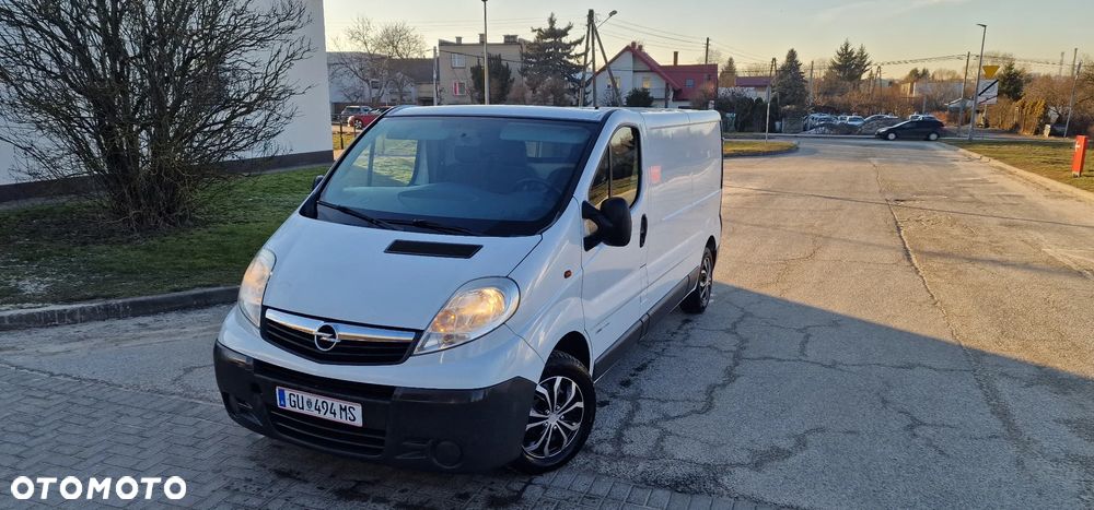 Opel Vivaro - 2
