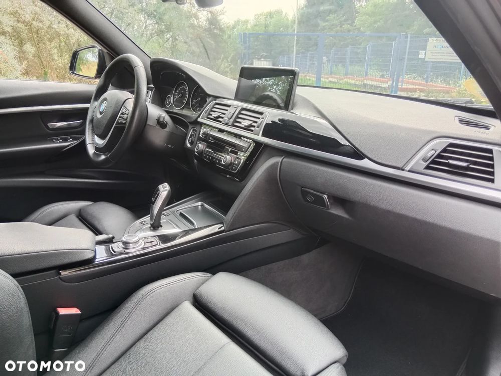 BMW Seria 3 318d Sport Line - 6