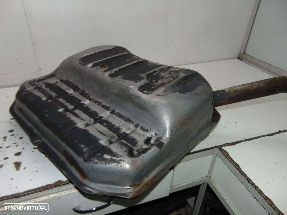 Renault 4l depósito de gasolina - 3