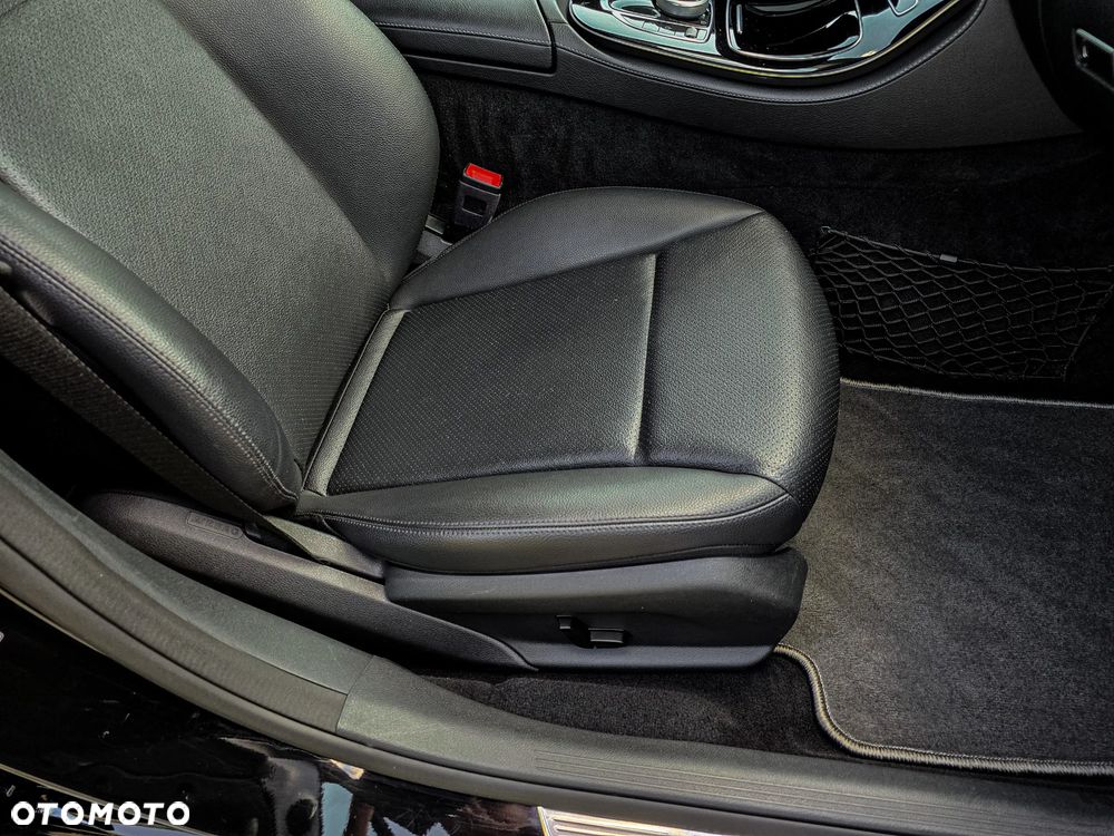 Mercedes-Benz Klasa E 220 d 9G-TRONIC - 37