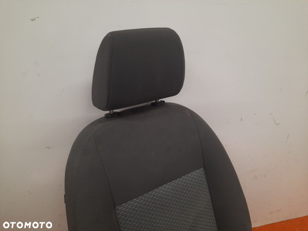 FORD FOCUS MK2 1.6 TDCI 04-08 FOTEL PASAŻERA - 4
