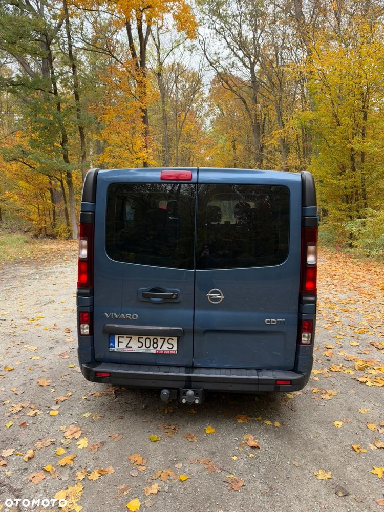 Opel Vivaro 2015 photo 3