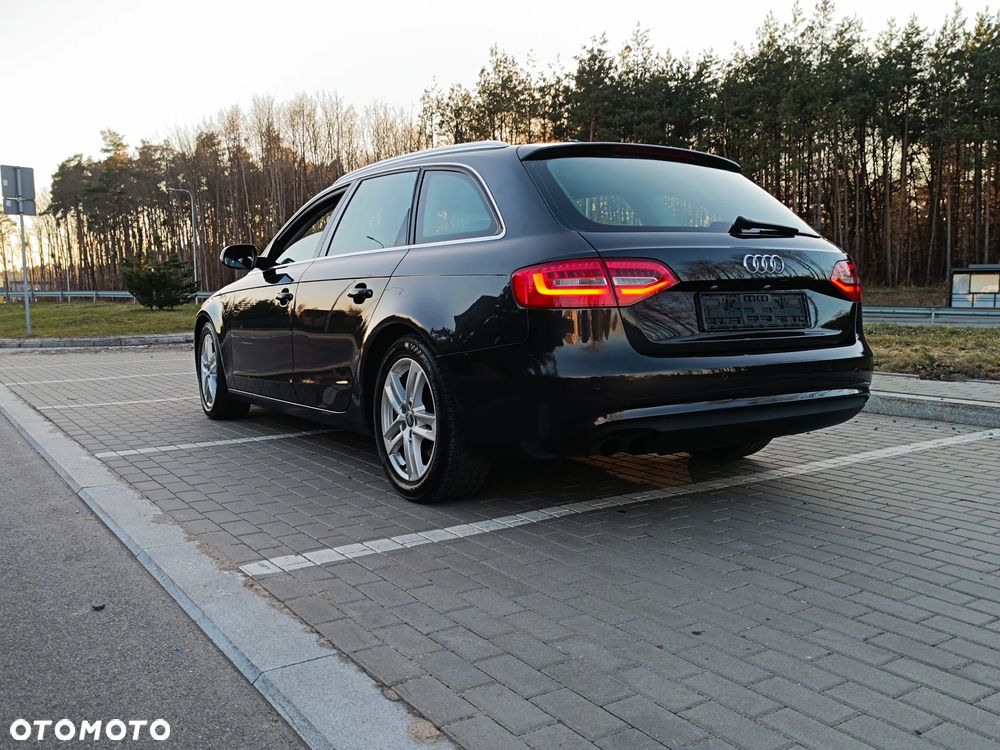 Audi A4 Avant 2.0 TDI DPF Ambition - 6