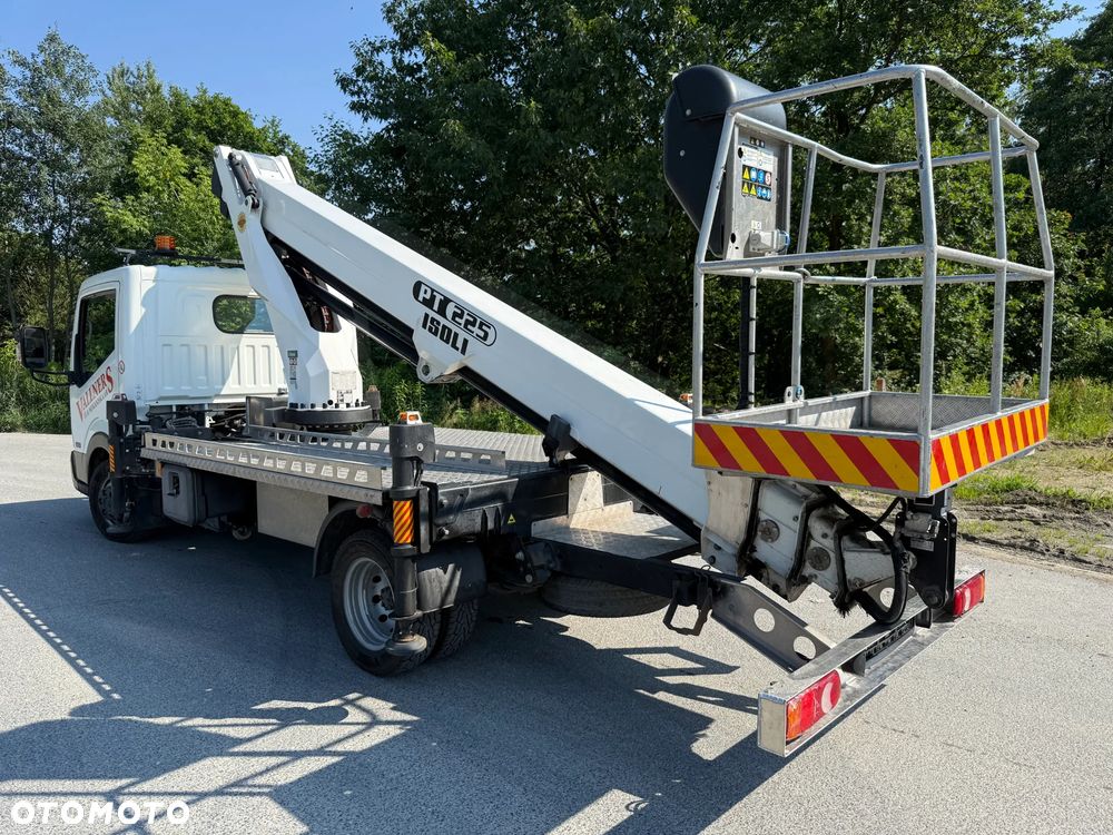 Nissan Cabster N400 - 2