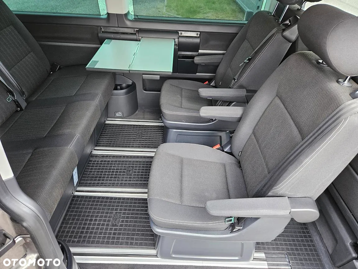 Volkswagen Multivan 2.0 TDI L1 Comfortline DSG - 12