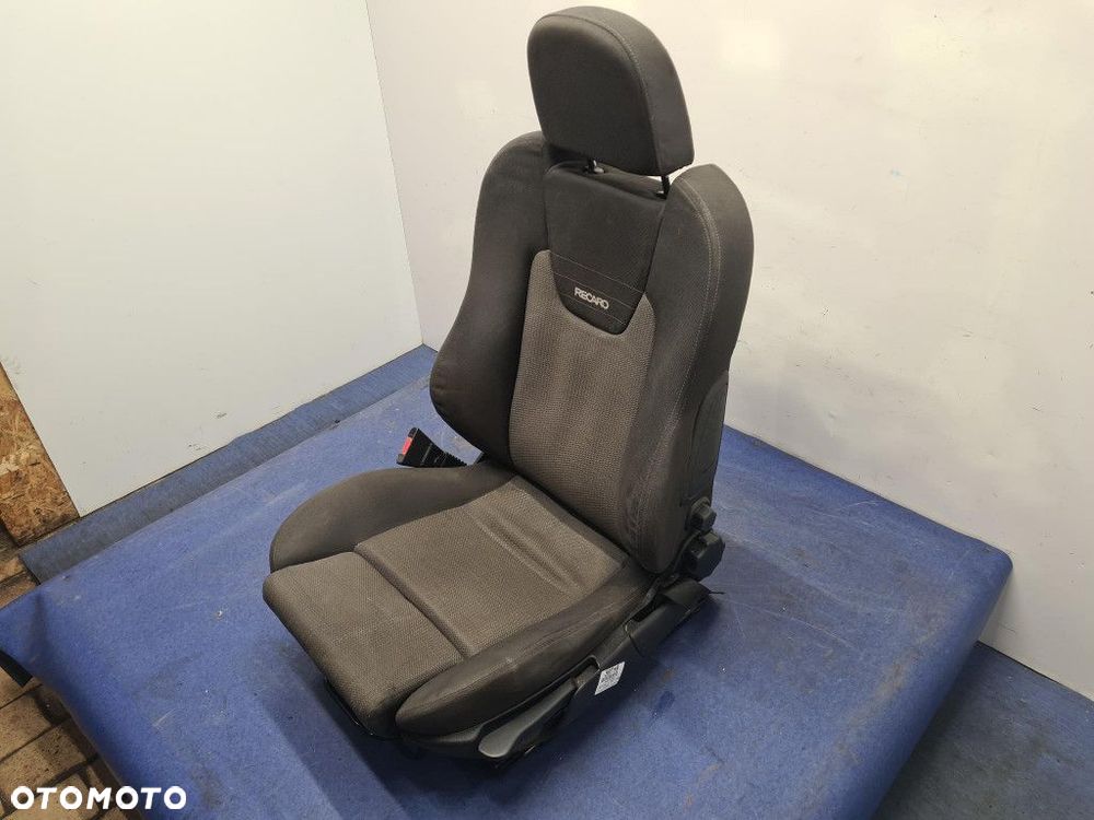OPEL ZAFIRA A FOTEL KIEROWCY RECARO OPC - 5