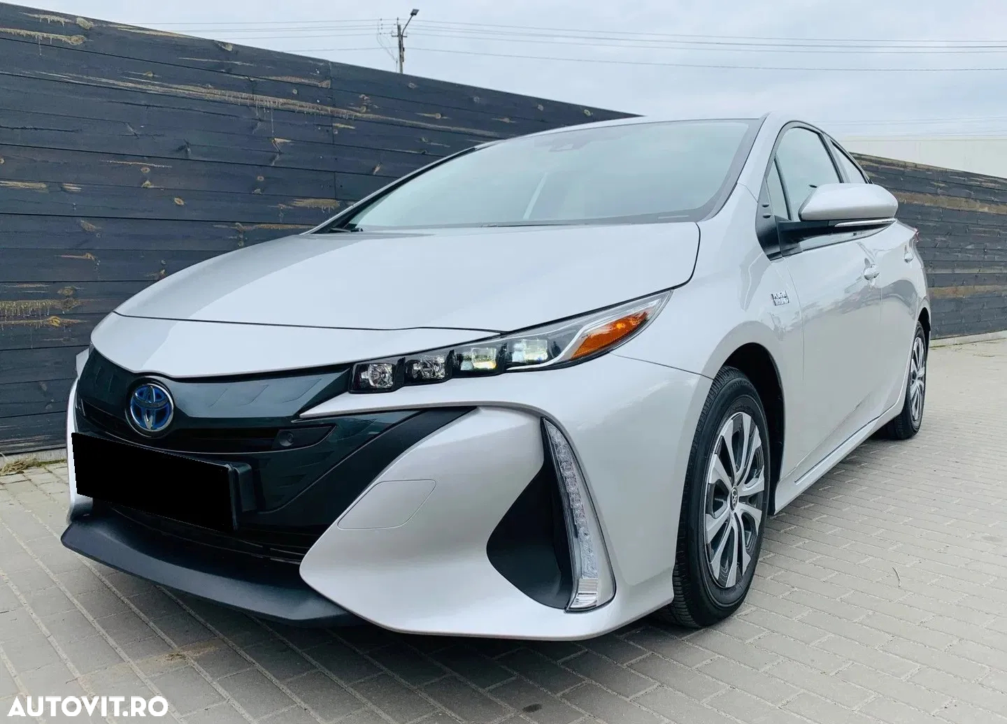 Toyota Prius - 3