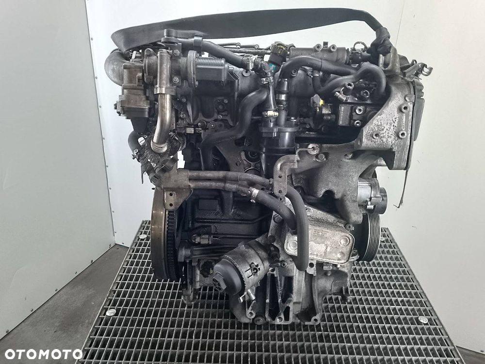 SILNIK OPEL ZAFIRA B Z19DTH 1.9 CDTI - 4