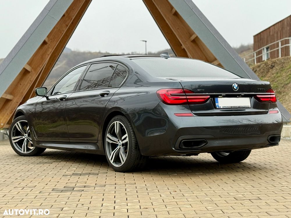 BMW Seria 7 750Li xDrive - 9