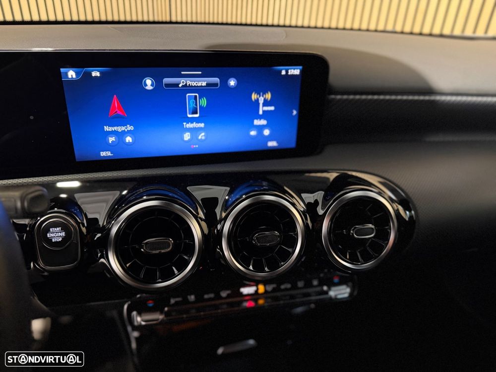 Mercedes-Benz A 250 e Progressive - 11