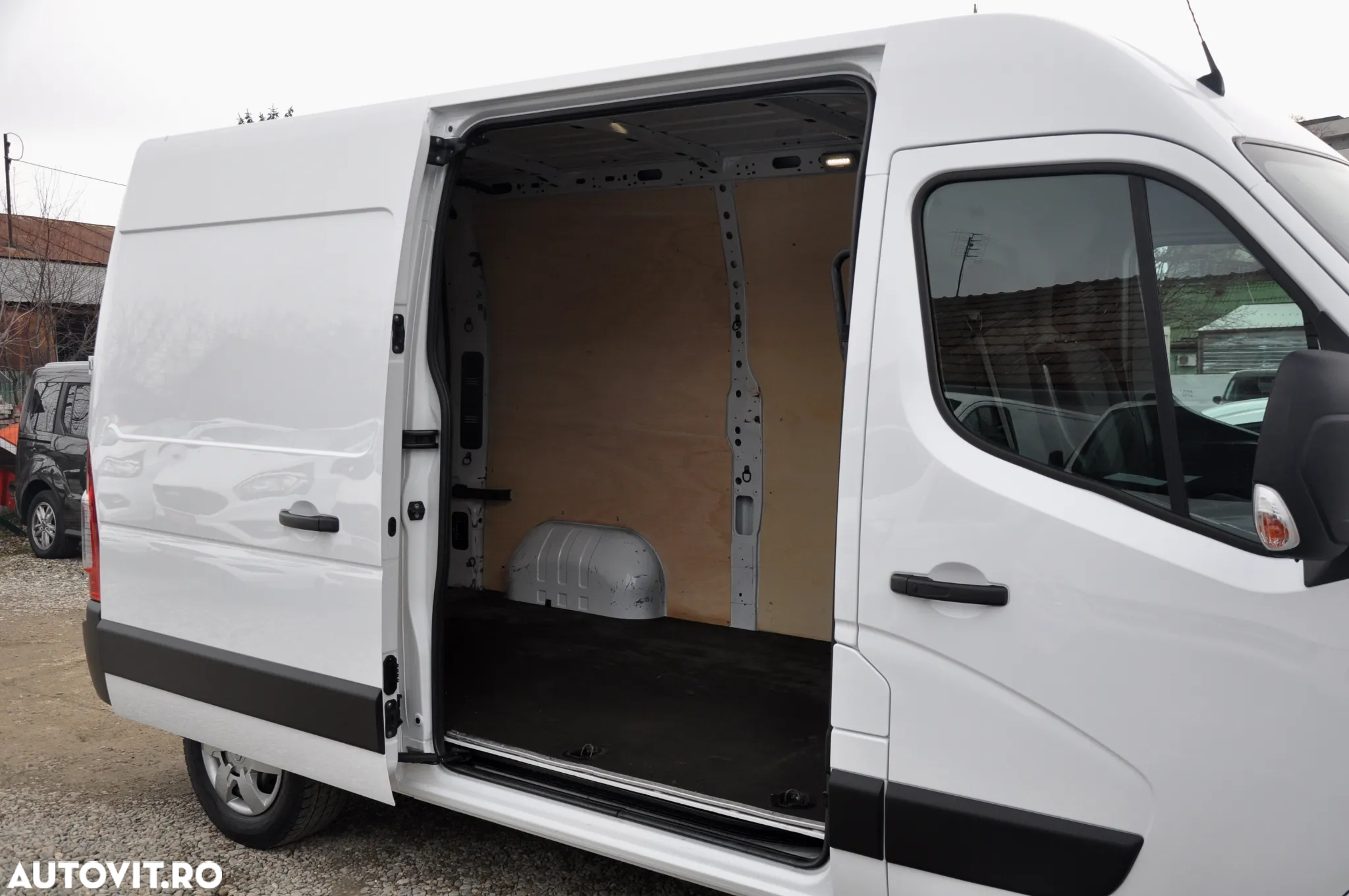 Renault Master L2H2 3 Locuri - 12