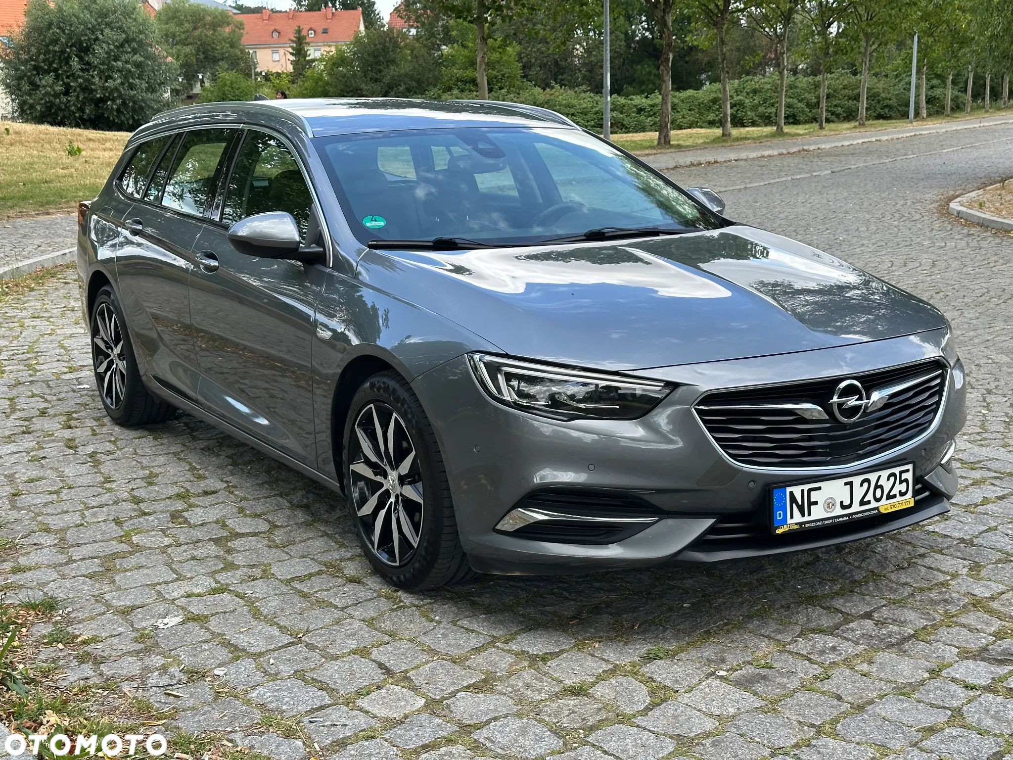 Opel Insignia Sports Tourer 2.0 Diesel 4x4 Ultimate Exclusive - 2