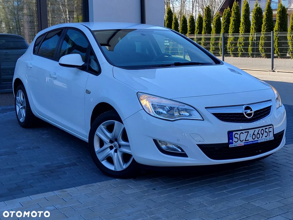 Opel Astra 1.4 Turbo - 12
