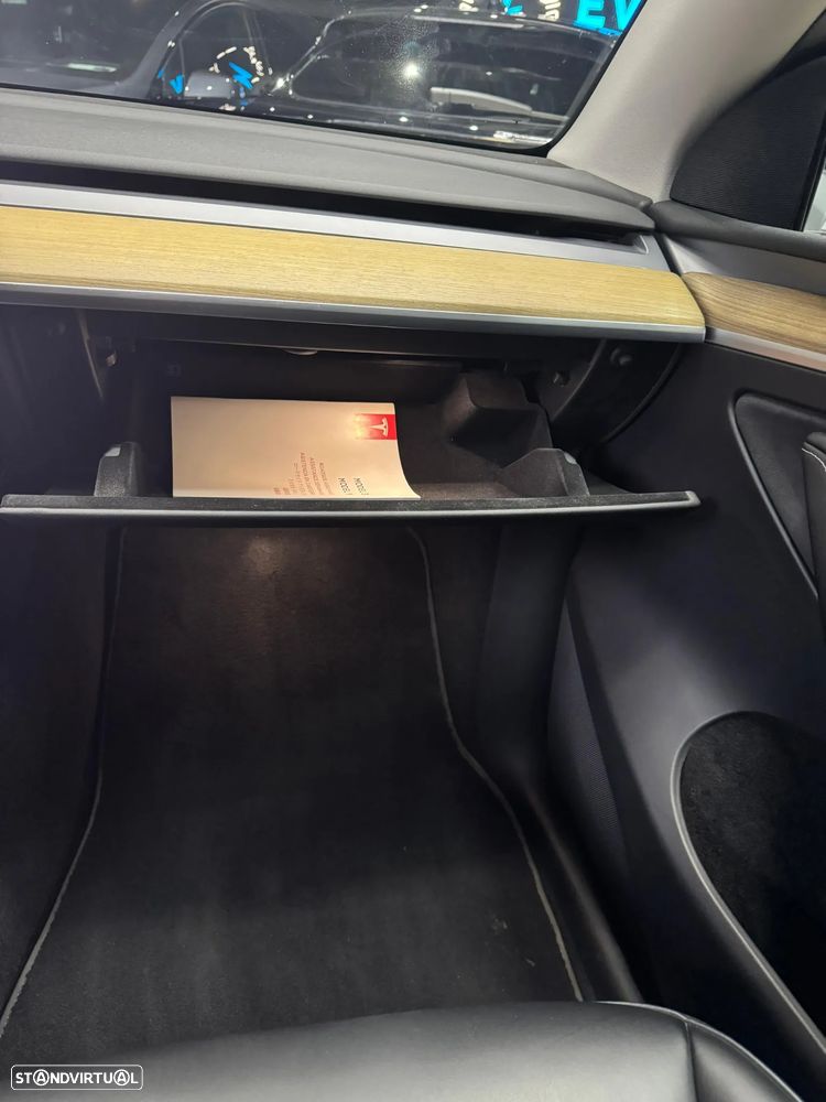Tesla Model Y Performance Tração Integral - 13