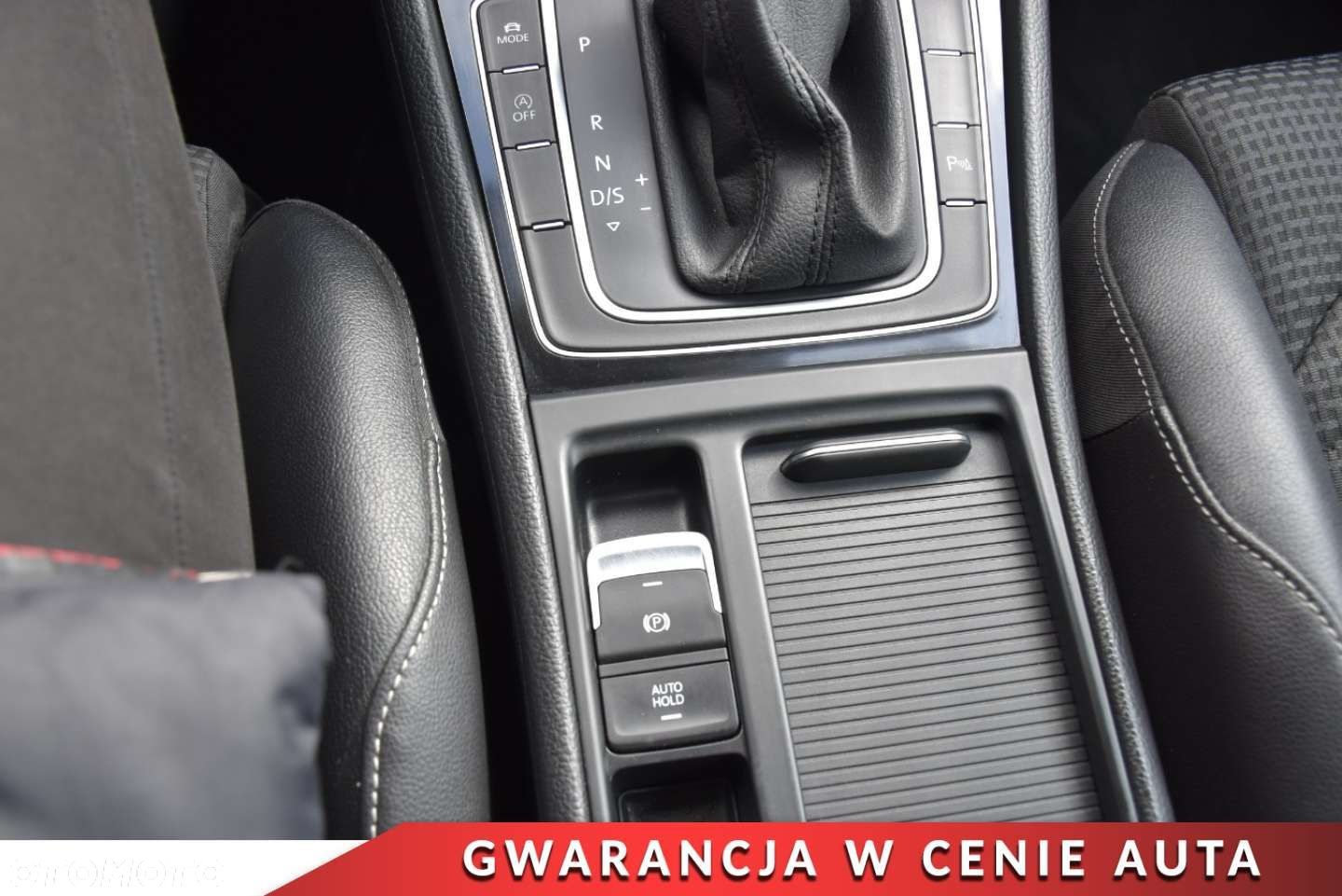 Volkswagen Golf - 23