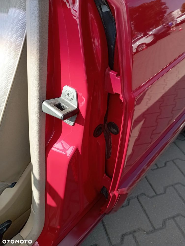 Mercedes-Benz W201 (190) - 15