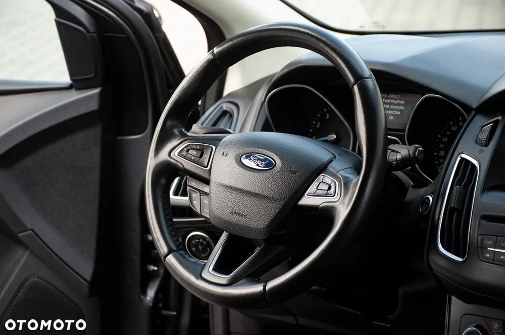 Ford Focus 1.0 EcoBoost STart-Stopp-System TITANIUM - 7