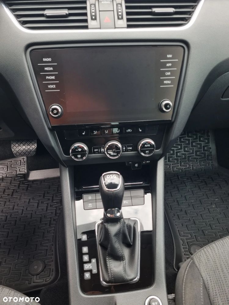 Skoda Octavia 1.4 TSI Style DSG - 12