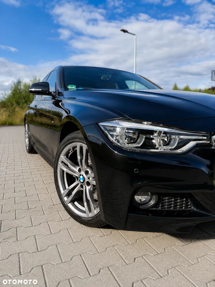 BMW Seria 3 330i xDrive M Sport Shadow - 2
