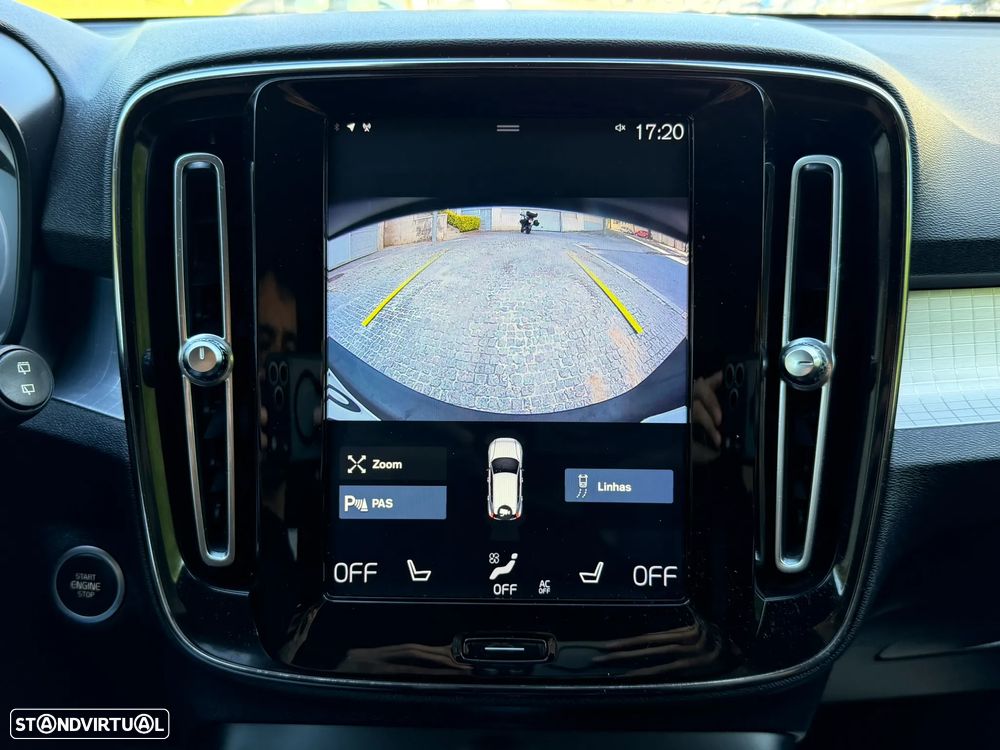 Volvo XC 40 T3 Momentum - 31