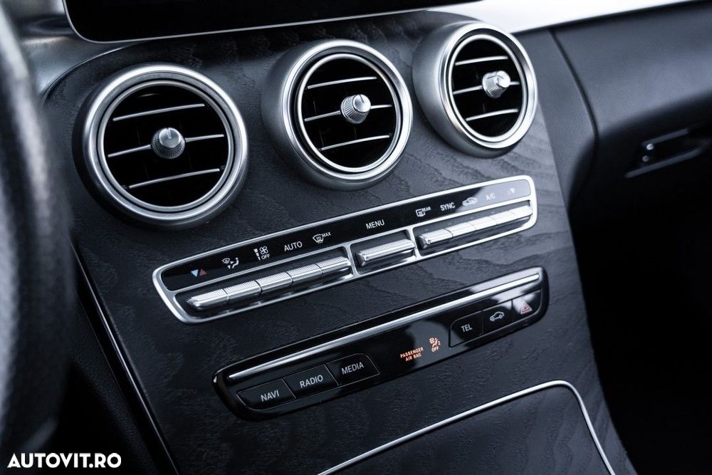 Mercedes-Benz C - 28