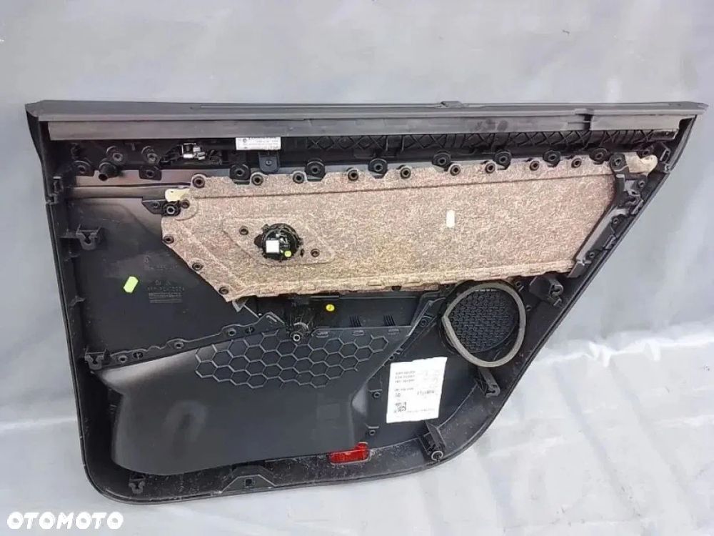 Vw Touran III 5TA 15- Boczek Drzwi Tylny Lewy Tył Tapicerka Roleta 5TA861317 - 7