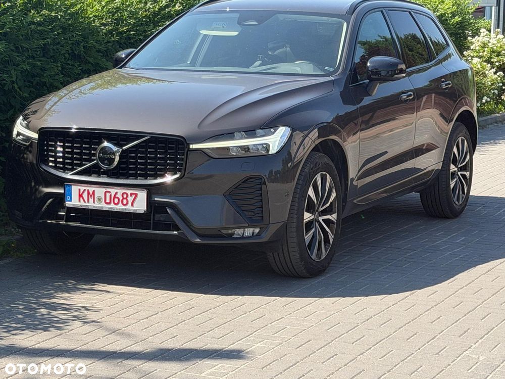 Volvo XC 60 B4 D AWD Geartronic Momentum Pro - 1