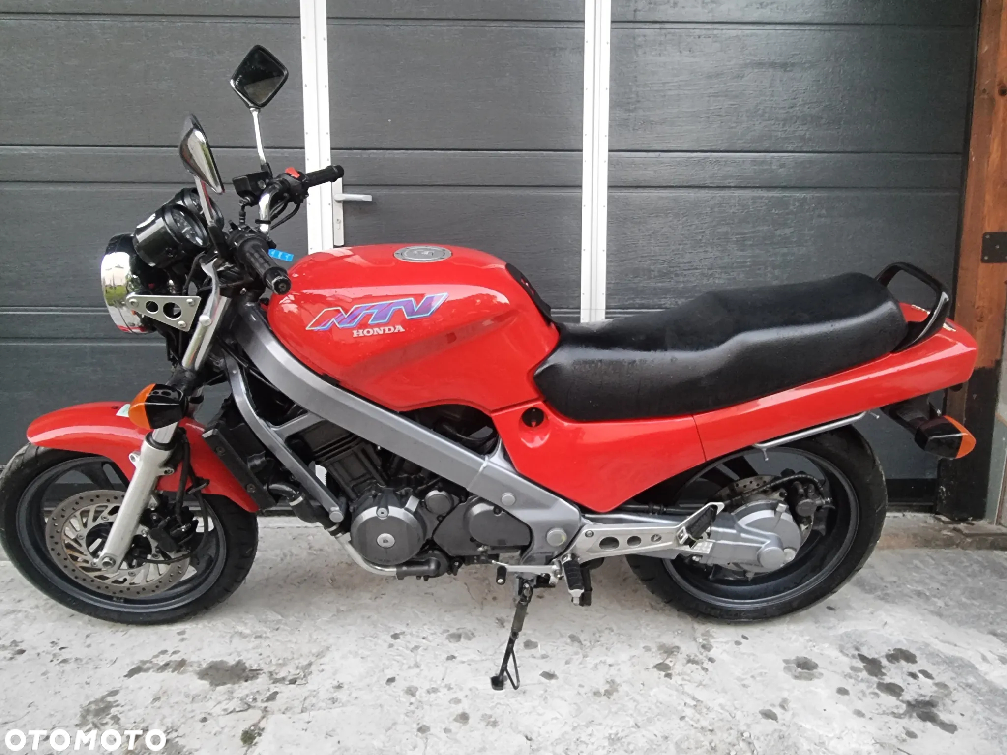 Honda NTV - 24