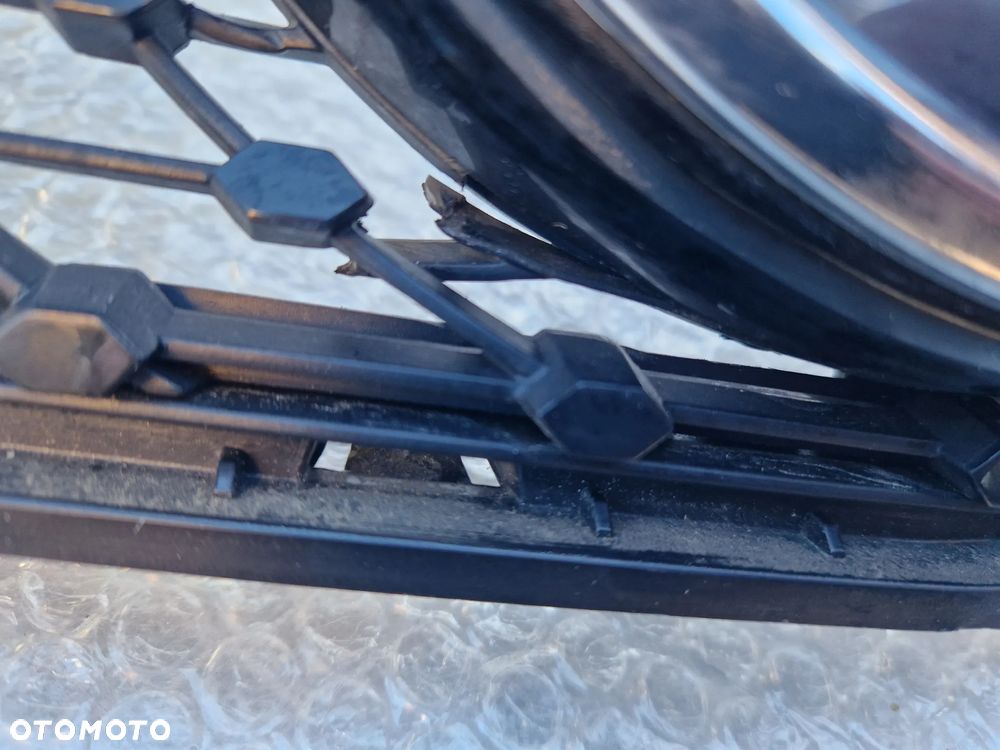 Mercedes A-Klasa W177 atrapa chłodnicy kratka instalacja radar komplet A1778880200 A1778859100 A0009058913 - 13