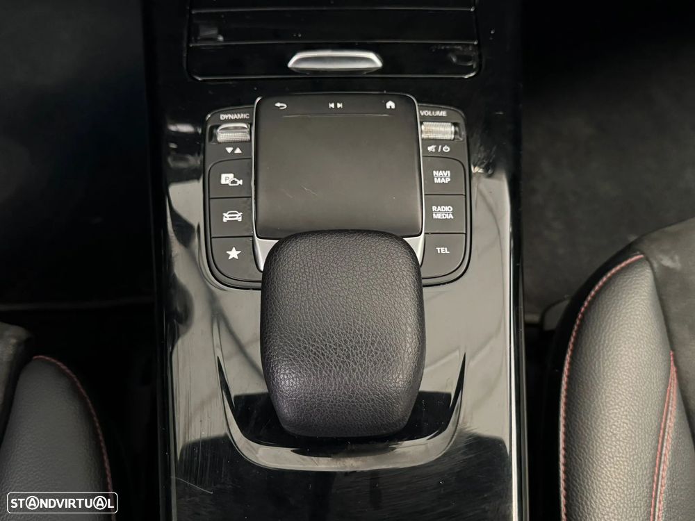 Mercedes-Benz A 250 e AMG Line - 33