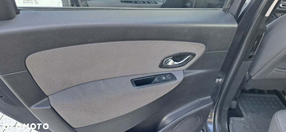 Renault Scenic - 18