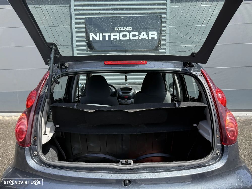 Peugeot 107 1.0 Trendy - 19