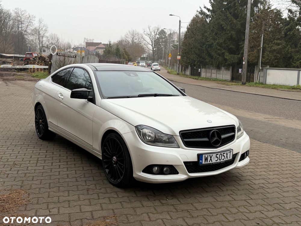 Mercedes-Benz Klasa C 180 BlueEFFICIENCY 7G-TRONIC - 1
