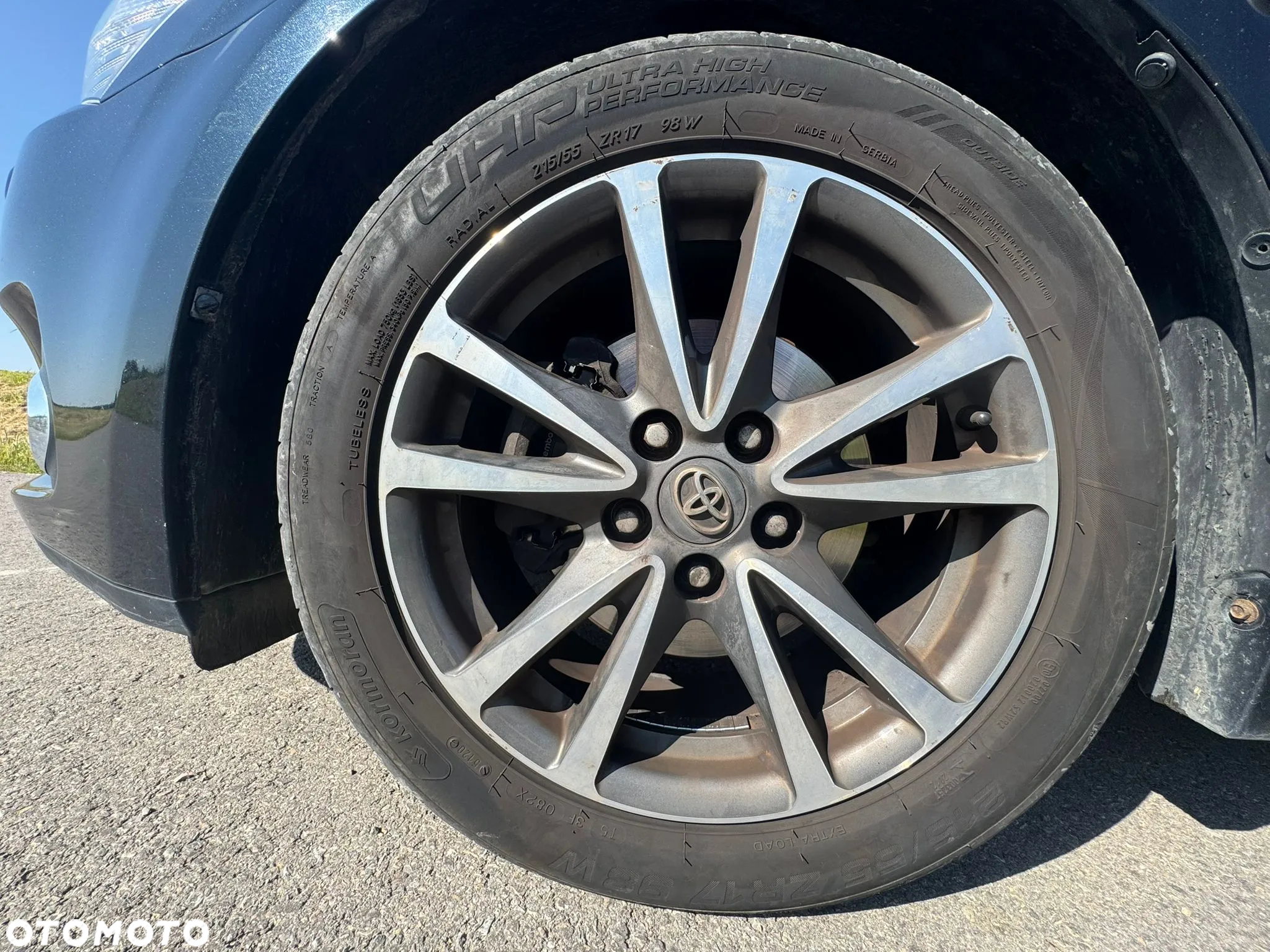 Toyota Avensis - 15