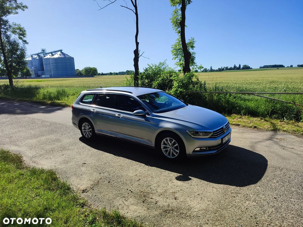 Volkswagen Passat 2.0 TDI SCR DSG Comfortline - 7