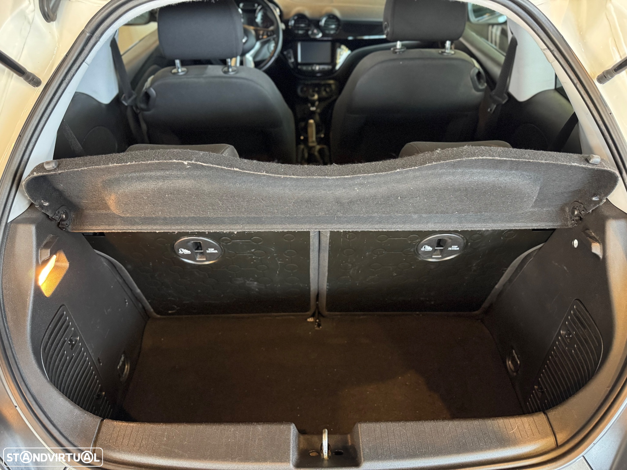 Opel Adam 1.2 - 26