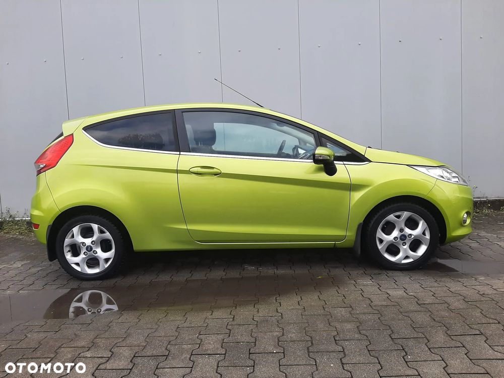 Ford Fiesta 1.25 Titanium EU6 - 4