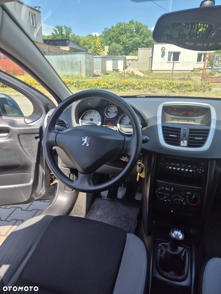Peugeot 207 75 Urban Move - 36