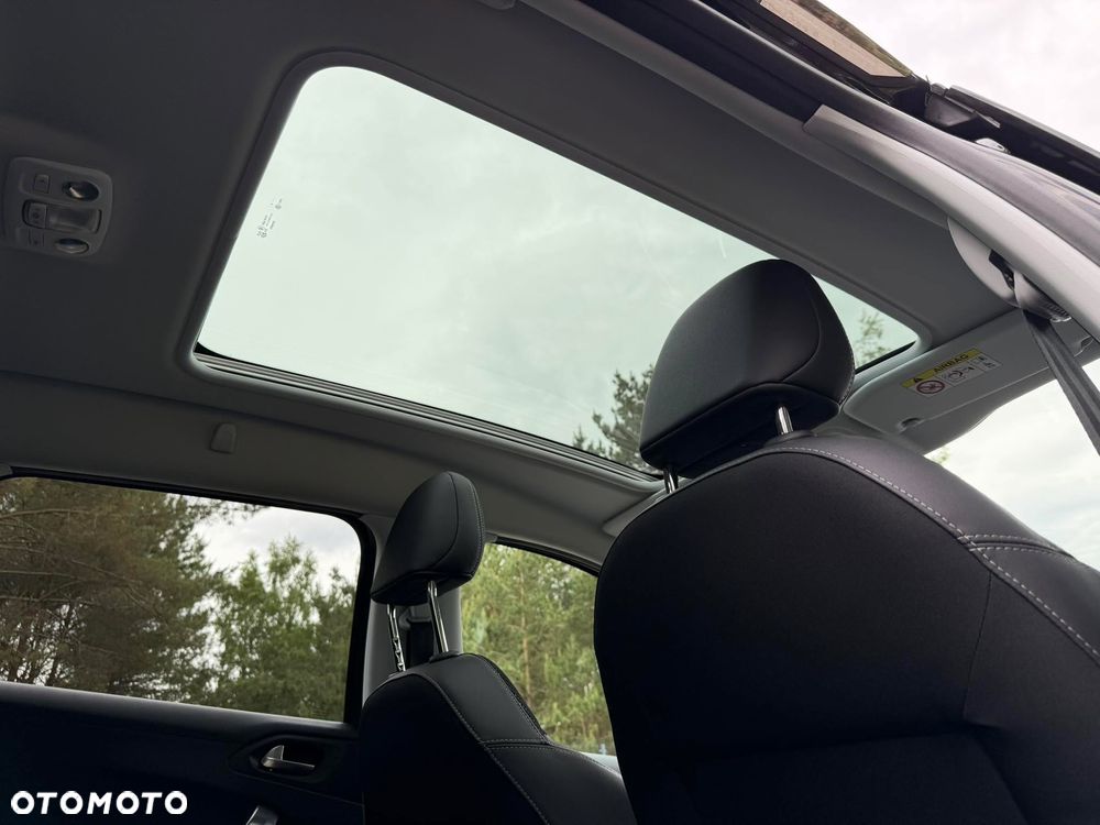 Peugeot 2008 1.5 BlueHDi Crossway - 24