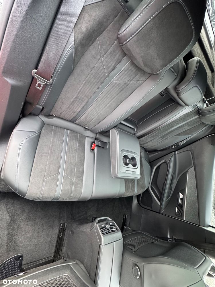 Peugeot 3008 BlueHDi 130 Stop & Start Allure Pack - 32