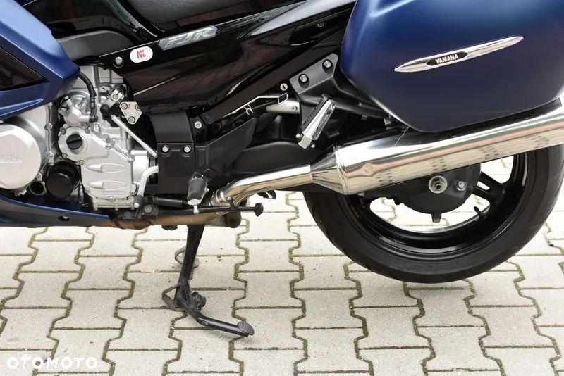 Yamaha FJR - 30