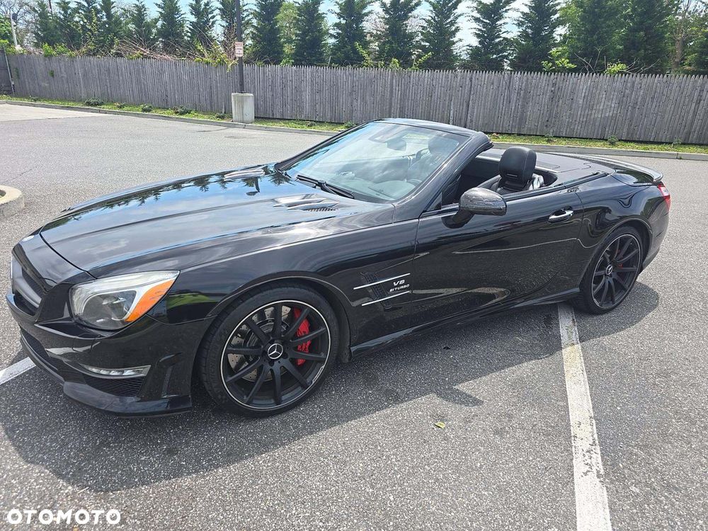 Mercedes-Benz SL 63 AMG - 10