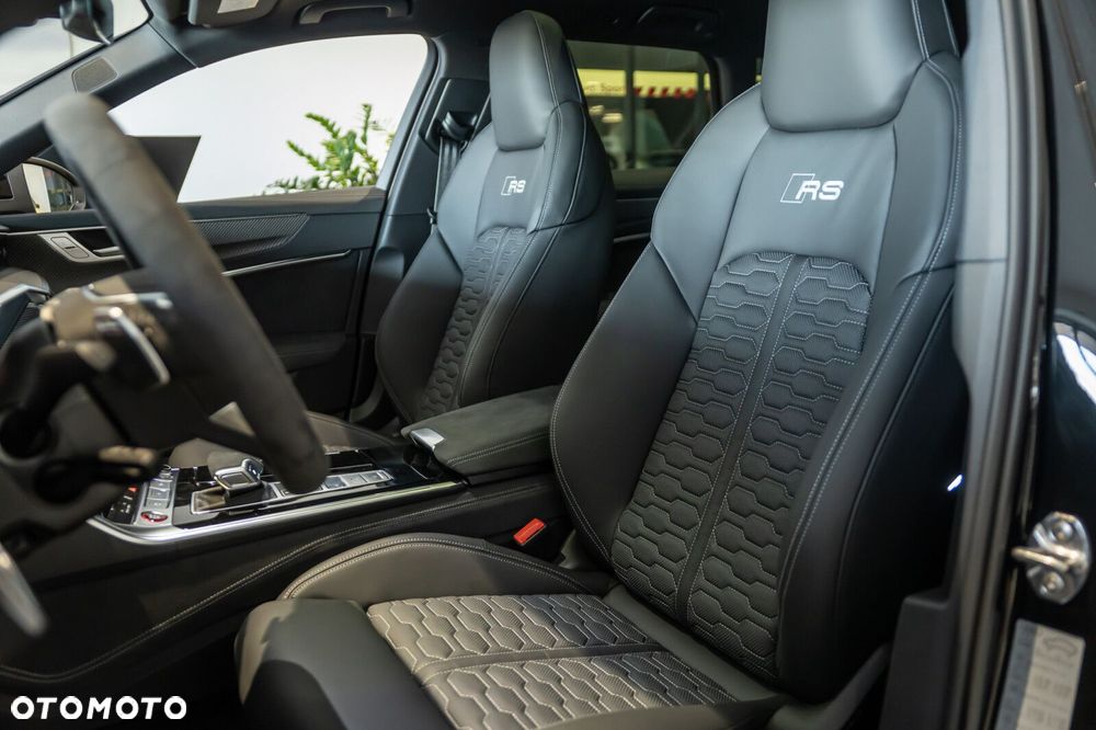 Audi RS6 Avant - 9