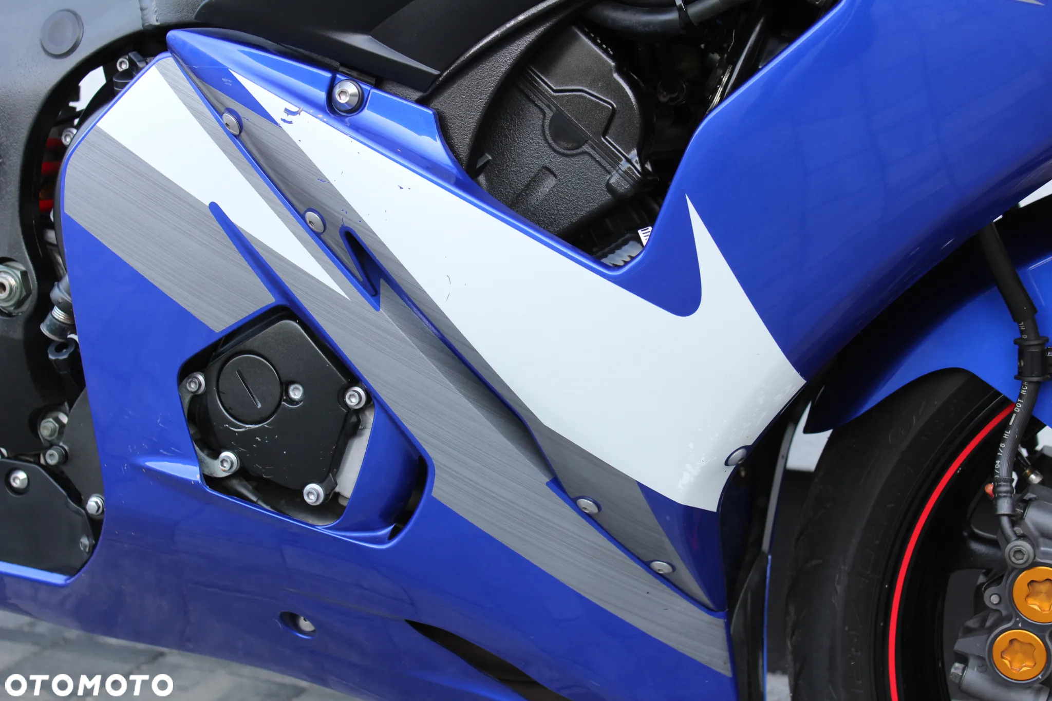 Yamaha R6 - 12