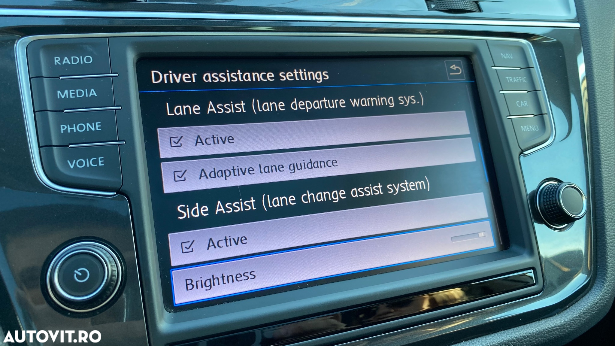 Volkswagen Tiguan 2.0 TDI SCR DSG Elegance - 25